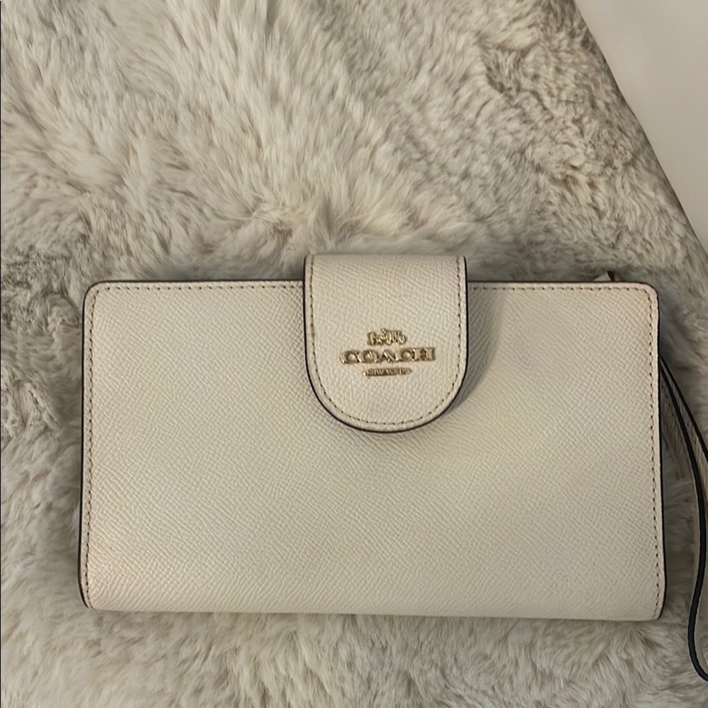 Coach White Leather Wallet used like a New